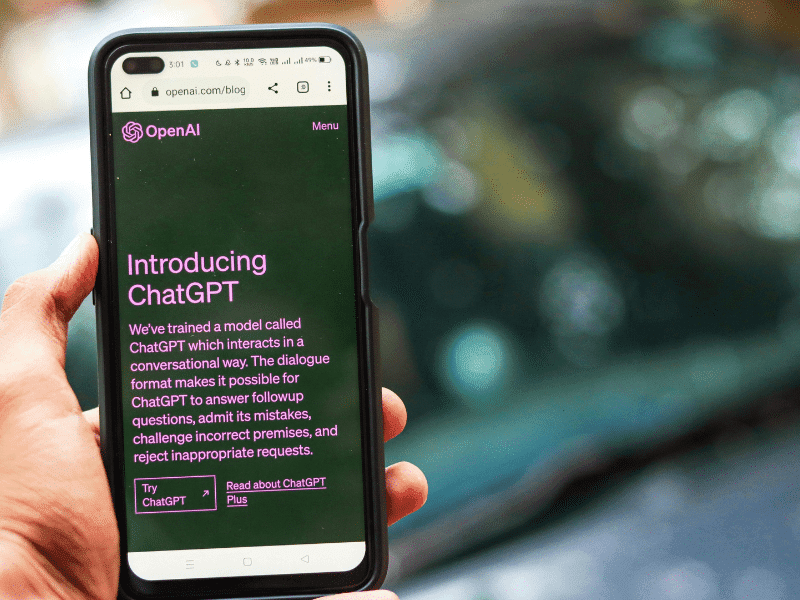 善用 ChatGPT 寫 Essay？留學申請 AI 使用規範你該知道的事